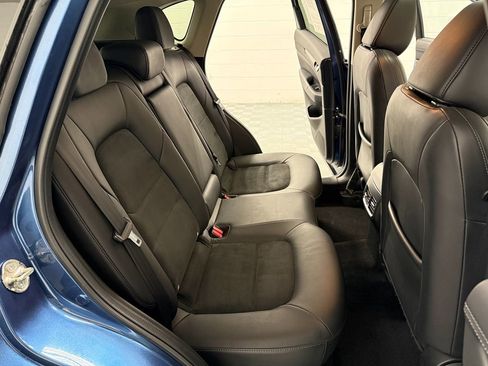 Used 2020 MAZDA CX-5 Touring image 12