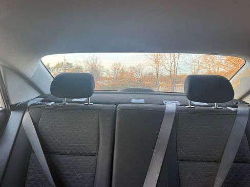 Used 2019 Kia Rio S image 19