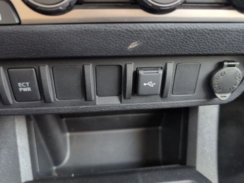 Used 2023 Toyota Tacoma SR image 21