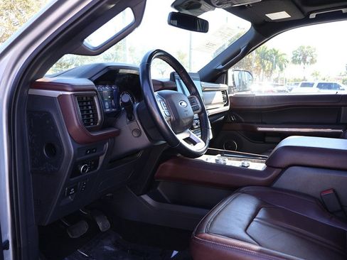 Used 2023 Ford Expedition Max Limited image 33
