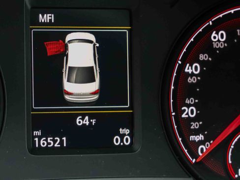 Used 2021 Volkswagen Passat 2.0T SE FWD image 8