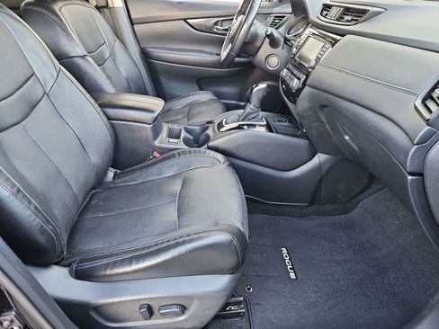 Used 2020 Nissan Rogue SL w/ Premium Package AWD/4WD image 22