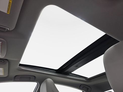 Certified 2020 Toyota Camry XSE image 27