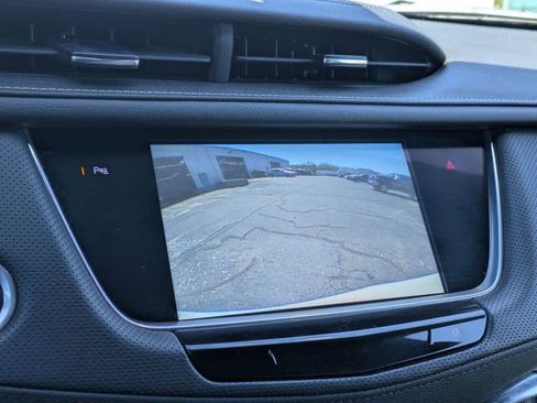 Used 2019 Cadillac XT5 AWD image 22