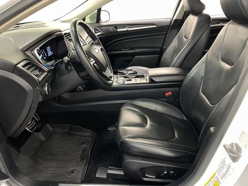Used 2017 Ford Fusion Titanium FWD image 8
