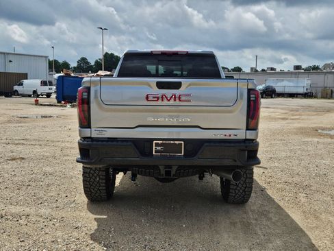 New 2026 GMC Sierra 2500 AT4X AWD/4WD image 5