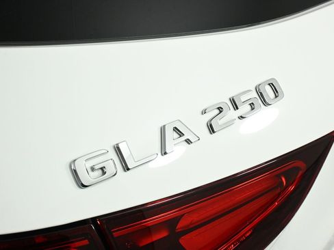 Certified 2026 Mercedes-Benz GLA 250 image 28