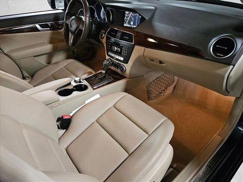 Used 2012 Mercedes-Benz C 250 C 250 Sport image 21
