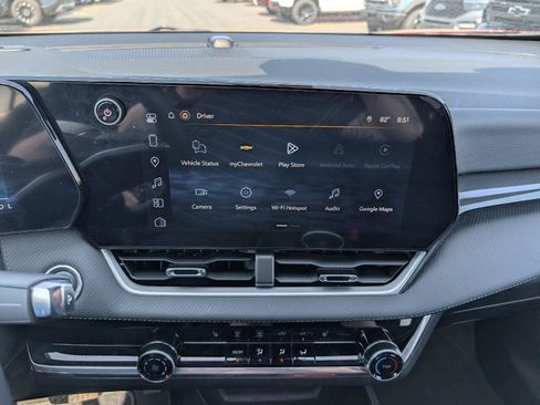 Used 2026 Chevrolet Equinox LT FWD image 16