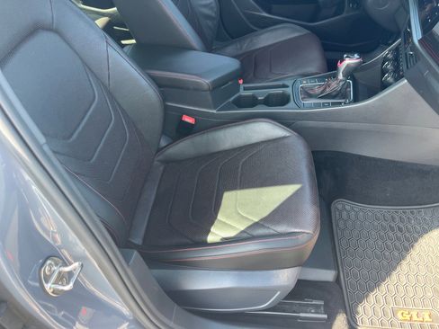 Used 2022 Volkswagen Jetta GLI Autobahn FWD image 19