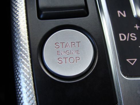 Used 2015 Audi A4 2.0T Premium Plus w/ Technology Package image 23