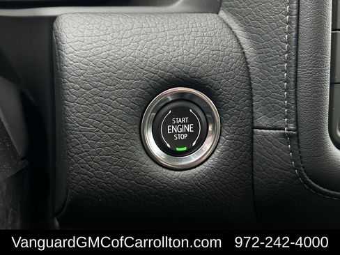 Used 2023 GMC Yukon XL Denali image 22