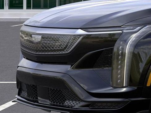 New 2026 Cadillac Optiq V AWD/4WD image 12