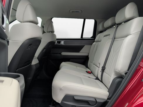 Certified 2026 Hyundai Santa Fe SEL FWD image 13