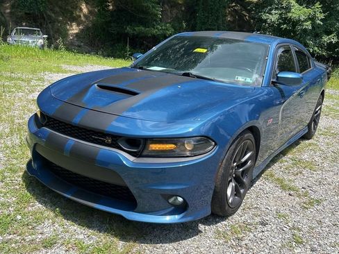 Used 2020 Dodge Charger Scat Pack RWD image 2