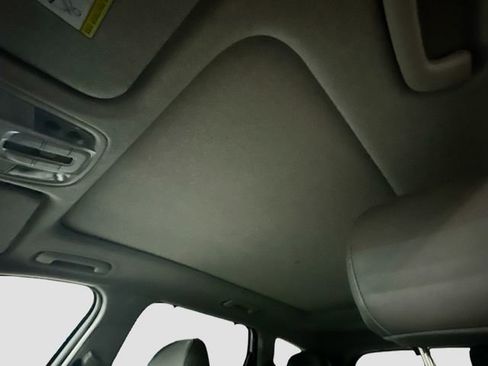 Used 2019 Hyundai Santa Fe Limited image 23