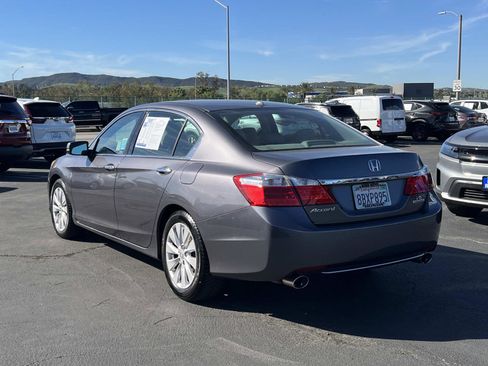 Used 2014 Honda Accord Touring image 3