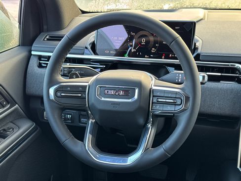 Used 2026 GMC Sierra EV Elevation image 25