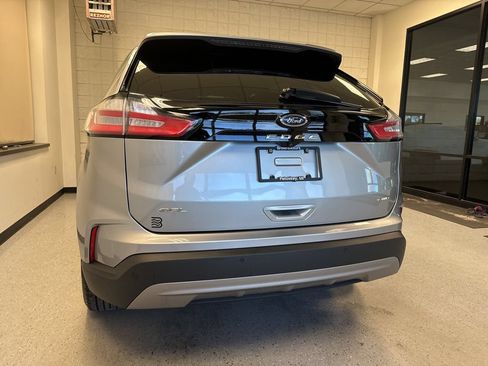 Used 2024 Ford Edge SEL AWD/4WD image 40
