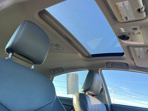 Used 2010 Toyota Prius Five image 14