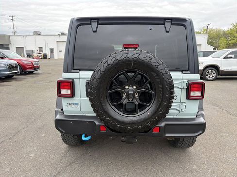 Used 2024 Jeep Wrangler Unlimited AWD/4WD image 4
