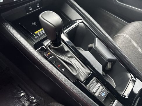 Used 2025 Honda Accord Sport image 11