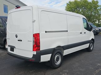 New 2026 Mercedes-Benz Sprinter 2500 video 2