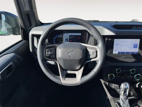 Used 2023 Ford Bronco Big Bend image 12