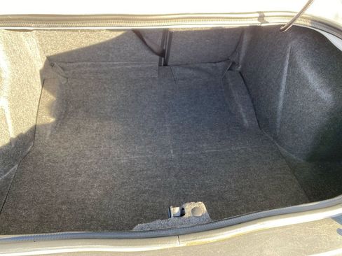 Used 2022 Dodge Challenger GT image 27