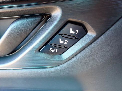 Used 2026 Subaru Outback Wilderness AWD/4WD image 17