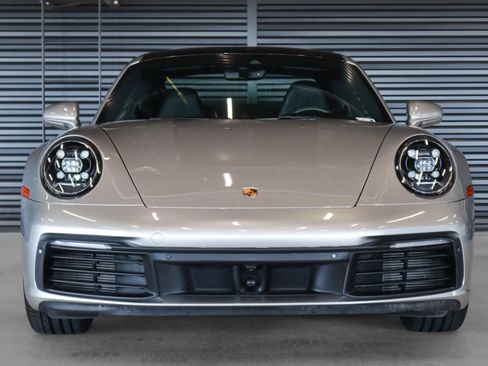 Used 2023 Porsche 911 Carrera w/ Premium Package RWD image 8