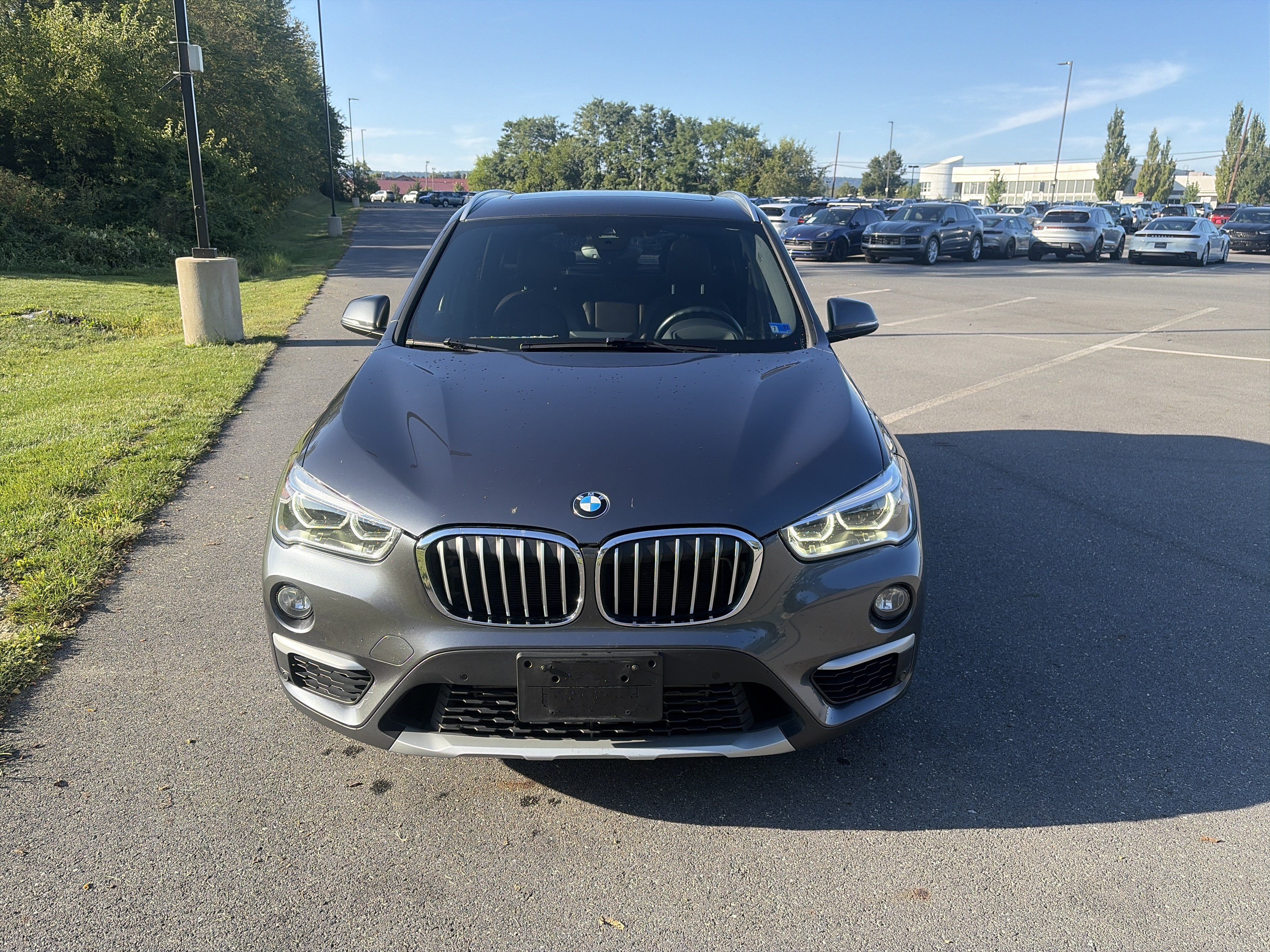 Used 2017 BMW X1 xDrive28i AWD/4WD image 2