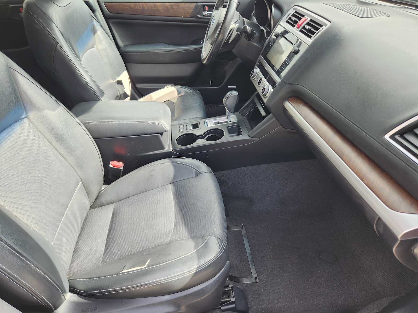 Used 2015 Subaru Outback 2.5i Limited AWD/4WD image 14
