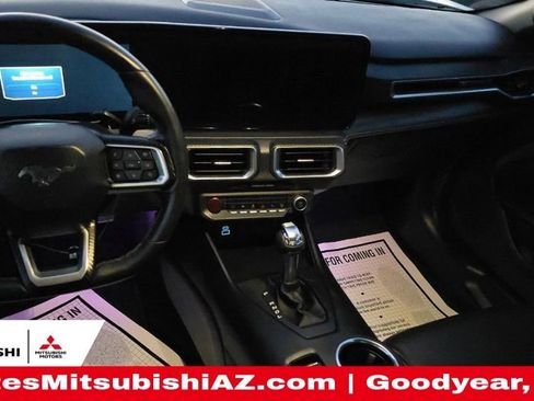 Used 2025 Ford Mustang Premium image 12
