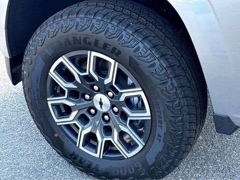 New 2026 Chevrolet Colorado Z71 AWD/4WD image 18