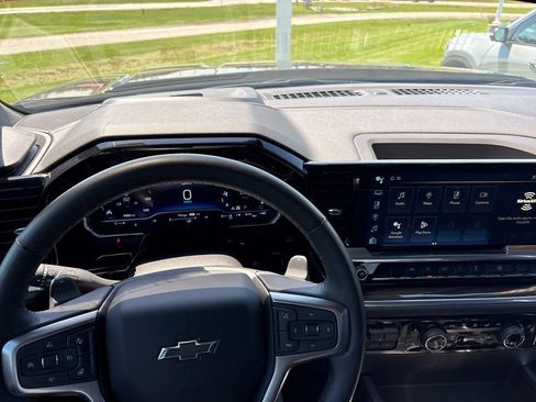 Certified 2023 Chevrolet Silverado 1500 RST AWD/4WD image 35