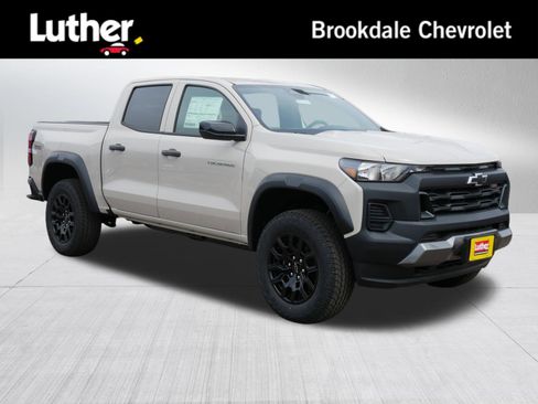 New 2026 Chevrolet Colorado Trail Boss AWD/4WD image 1