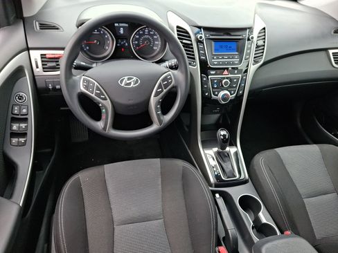 Used 2016 Hyundai Elantra GT FWD image 12