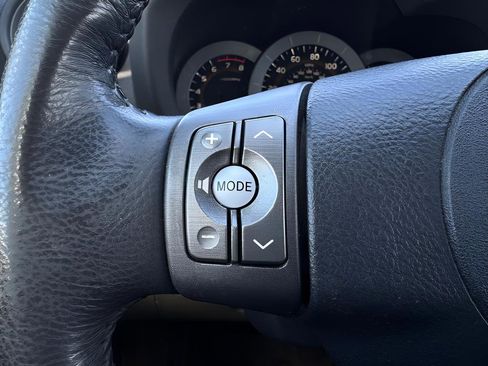 Used 2011 Toyota RAV4 Limited image 24