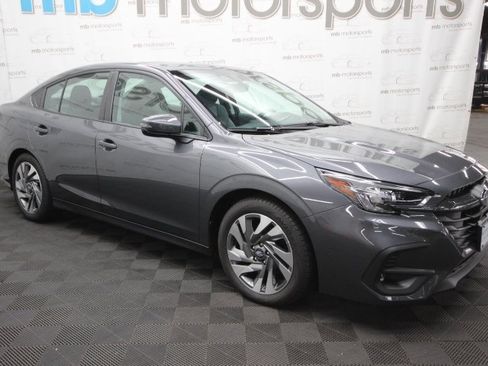 Used 2025 Subaru Legacy Limited image 11