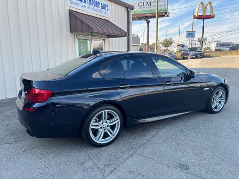 Used 2013 BMW 550i xDrive Sedan image 9