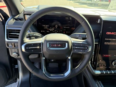 New 2026 GMC Yukon Elevation image 26