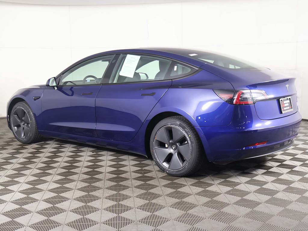 Used 2022 Tesla Model 3 RWD image 14