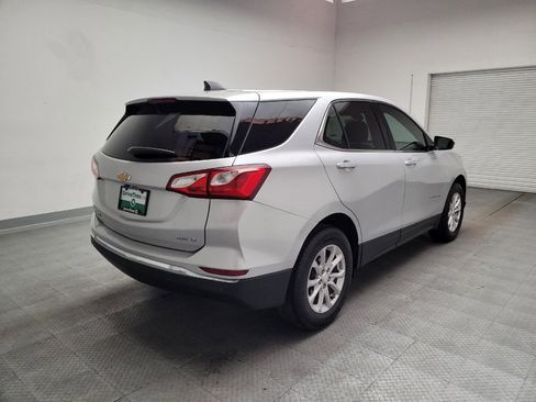 Used 2020 Chevrolet Equinox LT AWD/4WD image 9