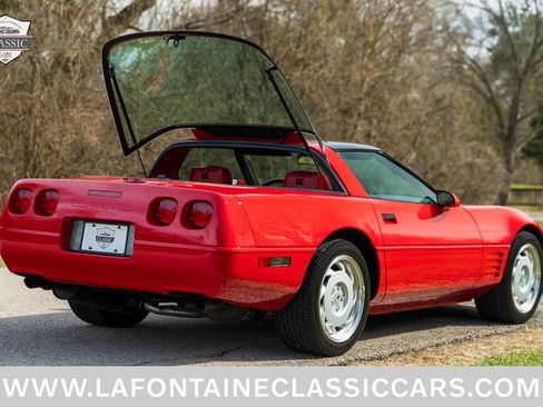 Used 1991 Chevrolet Corvette Coupe image 49