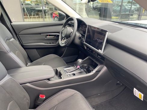 New 2026 MAZDA CX-5 Preferred AWD/4WD image 9