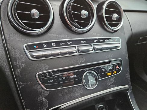 Used 2018 Mercedes-Benz C 300 4MATIC Sedan image 30