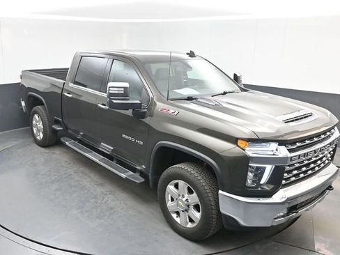 Used 2023 Chevrolet Silverado 2500 LTZ AWD/4WD image 19