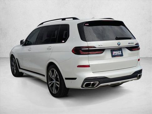 Certified 2025 BMW X7 M60i w/ Climate Comfort Package image 8