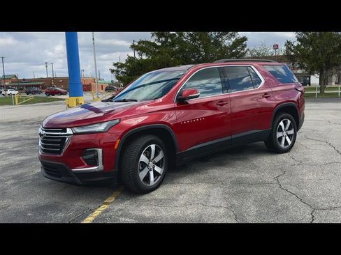 Used 2023 Chevrolet Traverse LT w/ LT Premium Package image 29